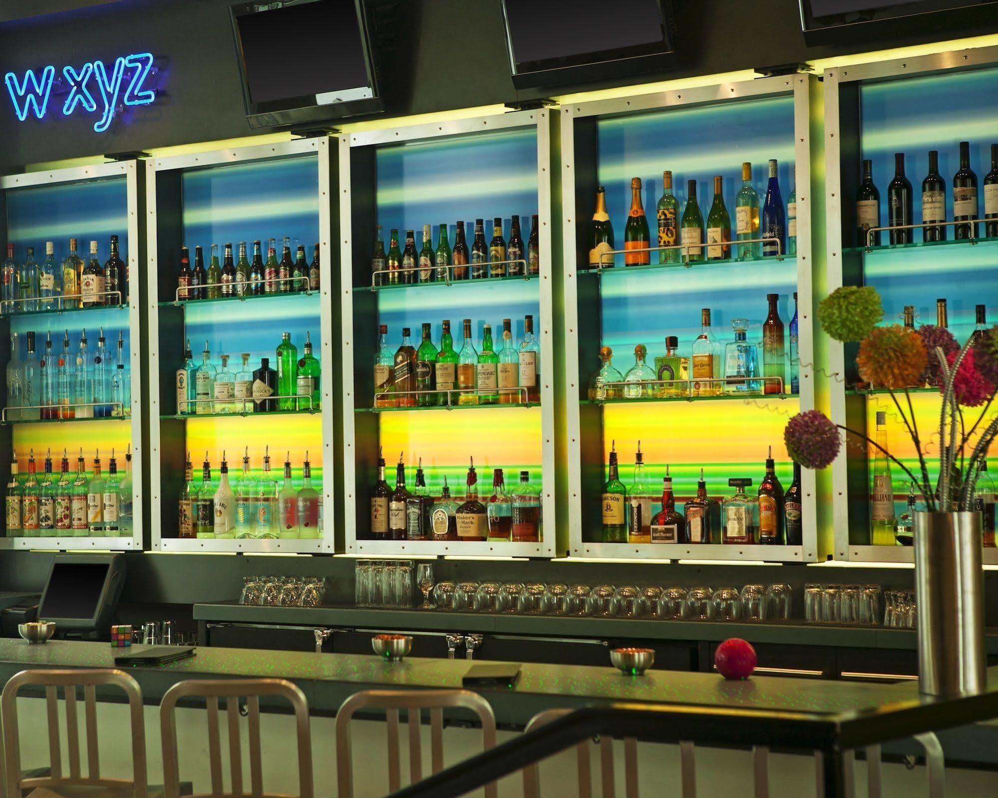 Aloft Airport Hotel 3*