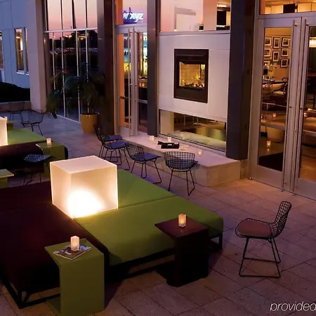 Aloft San Antonio Airport 